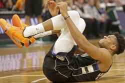 里程碑夜！密尔沃基雄鹿篮板制胜；法国杯今夜刷纪录；震撼外界；更衣室氛围转暖(密尔沃基雄鹿vs华盛顿奇才直播)-九游官网下载