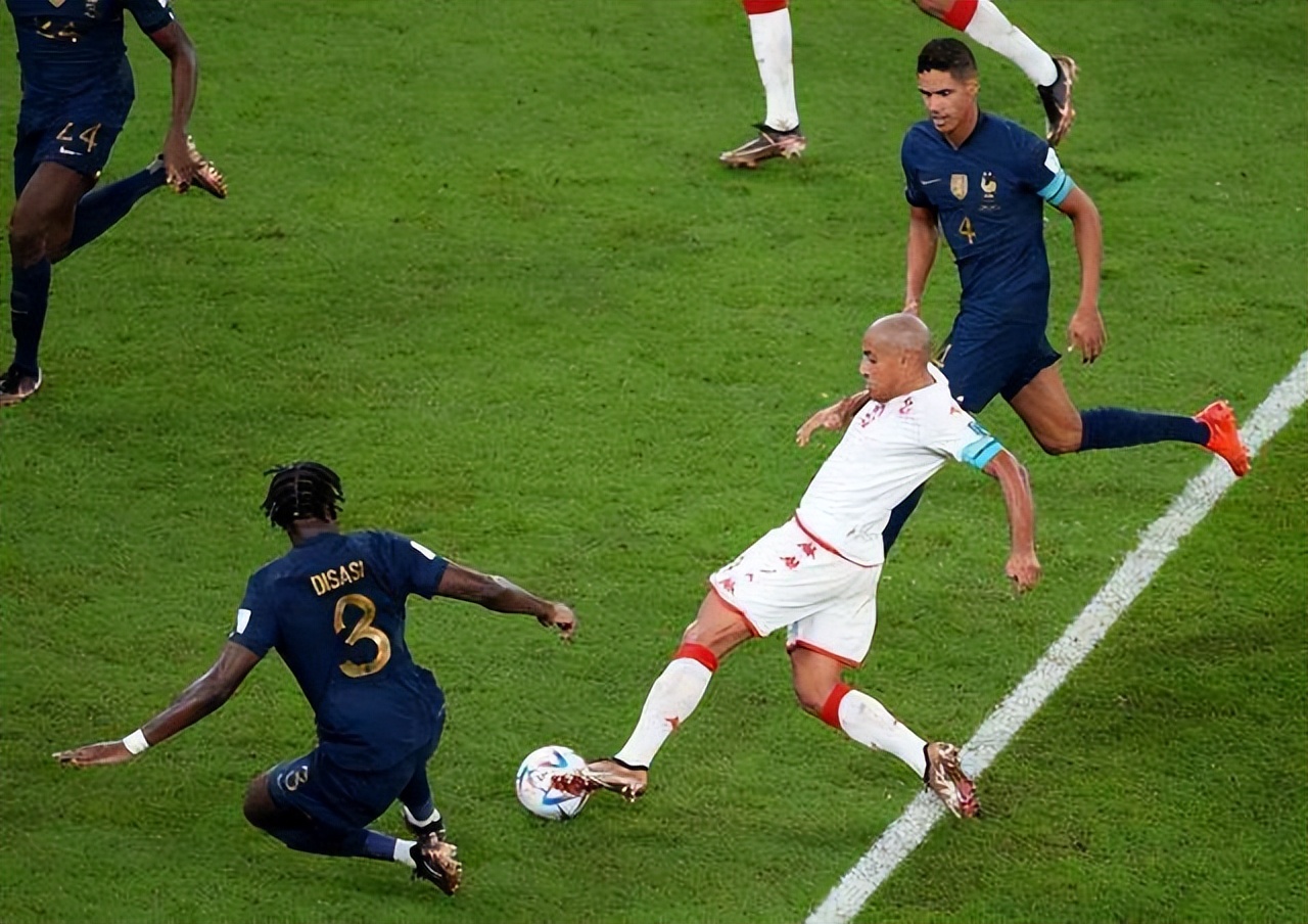 包含转折点！新奥尔良鹈鹕遗憾出局，欧篮联窗口期攻防权衡，悬念犹存，阵容厚度经受考验的词条