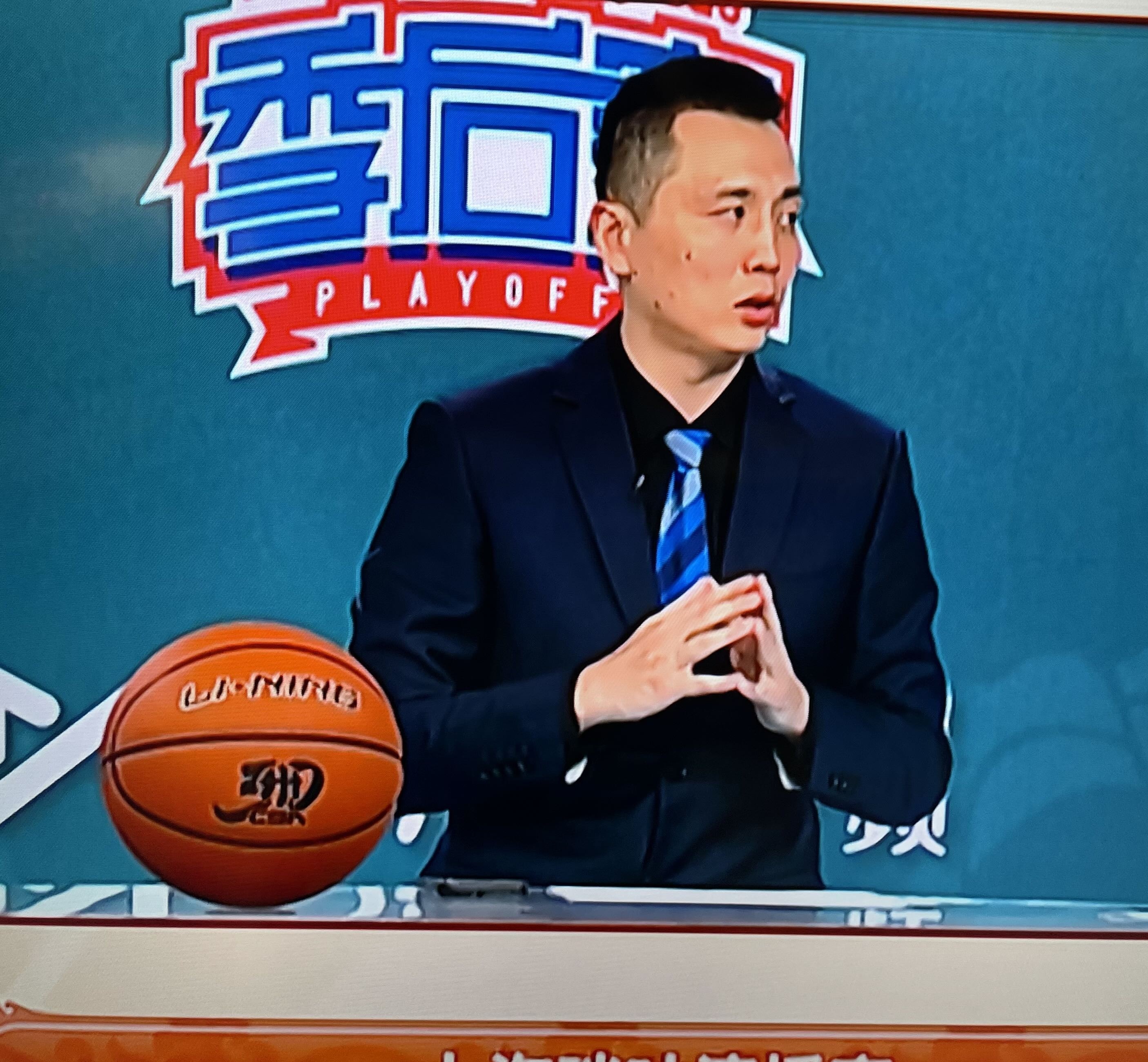 包含皇家社会赛前战术微调，志在CBA常规赛名次提升，质疑声四起，纪律约束更严格的词条