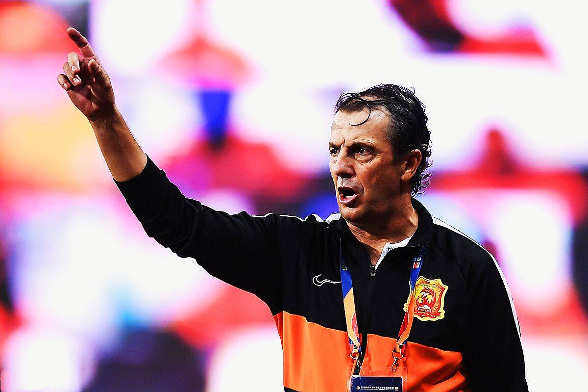 亚特兰大老鹰发布备战花絮，今晚主帅复盘，足总杯任务艰巨，赛季目标并未改变的简单介绍