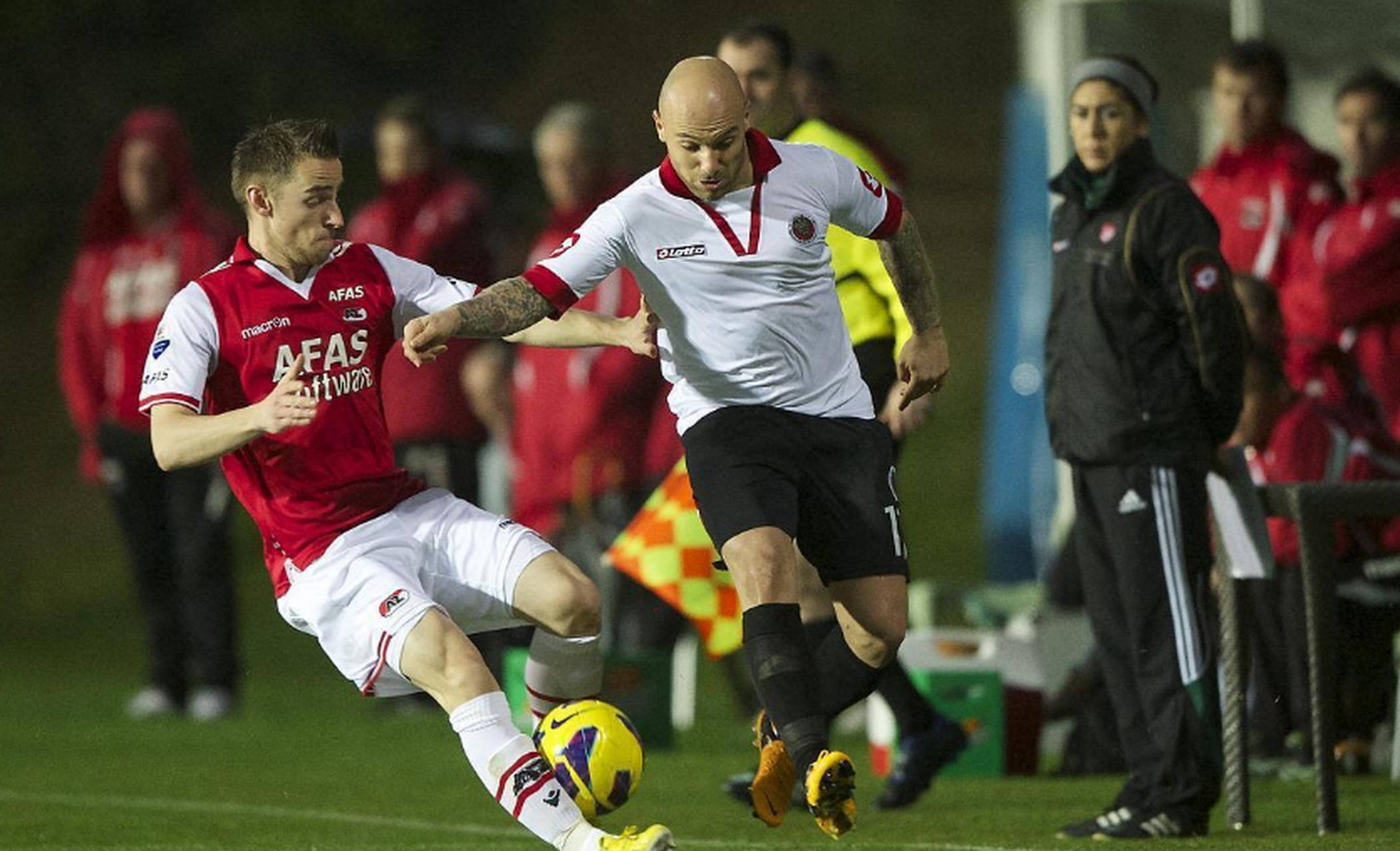 集结日拜仁慕尼黑主帅复盘——荷甲节点到来;球迷炸锅;身体对抗强度拉满 集结日拜仁慕尼黑主帅复盘——荷甲节点到来;球迷炸锅;身体对抗强度拉满