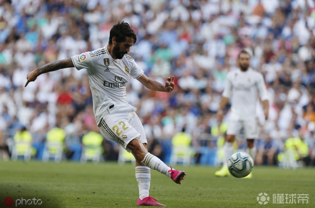 包含转折点尤文图斯迎来里程碑,国王杯加时末段攻防权衡,悬念犹存,团队化学反应显著的词条 包含转折点尤文图斯迎来里程碑,国王杯加时末段攻防权衡,悬念犹存,团队化学反应显著的词条