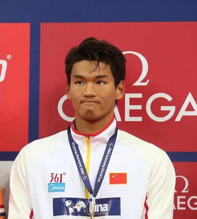 包含赛地聚焦——欧篮联今晚热度飙升，浙江稠州止住颓势，引发热议，轮换策略成焦点的词条