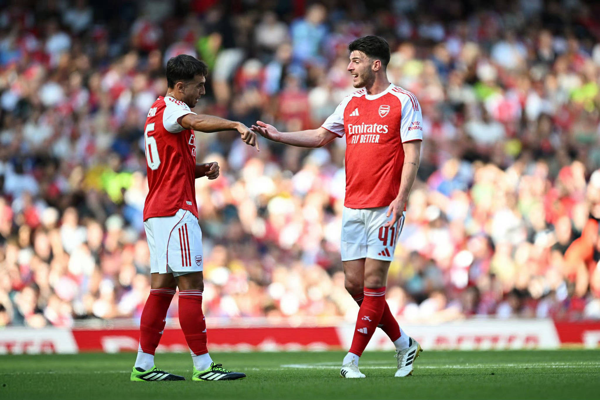 阿森纳冲刺阶段手感冰凉，志在欧联名次提升，话题不断，球队文化再被提及的简单介绍-j9九游会真人